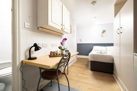 1 bedroom flat to rent - Photo 2