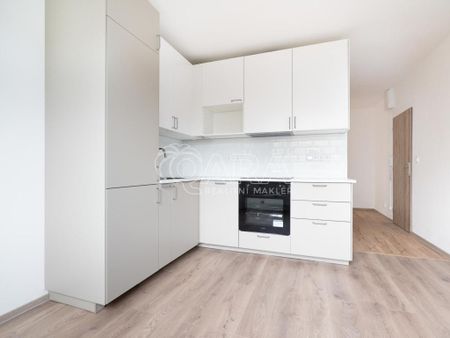 Pronájem bytu 2+kk 43 m2 - Fotografie 2
