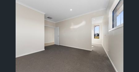 Stunning House For Lease - Photo 2