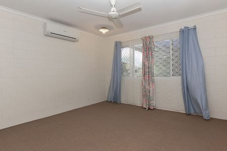 2/9 Hall Street, Kirwan - Photo 5