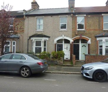 2 bedroom maisonette to rent - Photo 2