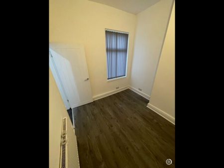 3 Bed Terraced House, Rossett Street, L6 - Photo 3