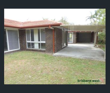 LARGE SPACIOUS HOME - Photo 4