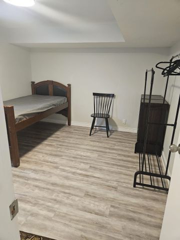 For Lease - 5 Sandyhook Square Unit# BSMT, Toronto, Ontario - Photo 2