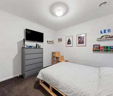 Picture Perfect on Cinema St! - Photo 6