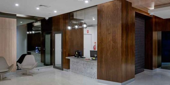 2 Bedroom Apartment - Small Low Level - Photo 3