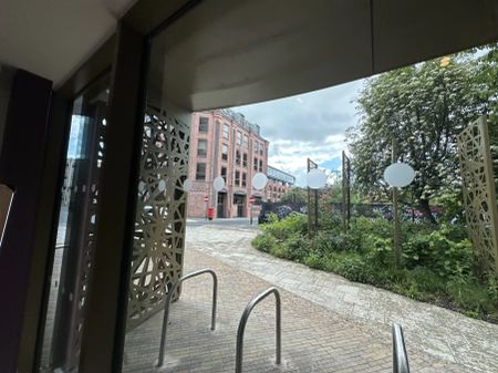 Sapphire En-suite Serviced Apartment - Photo 5