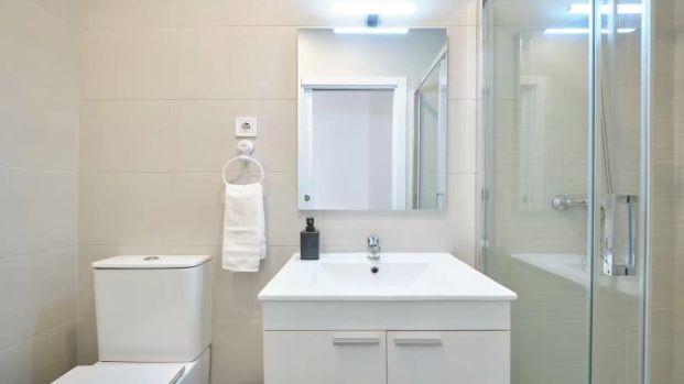 Good metro connection, bright spaces and surroundings with green areas and services. - Foto 1