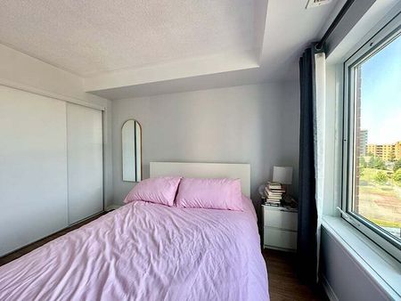 310 Central Park Dr, Carlington, Ottawa, ON - Photo 4