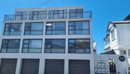 Semi-Furnished Studio: - Photo 5