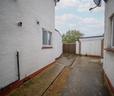 2 bedroom semi-detached house to rent - Photo 1