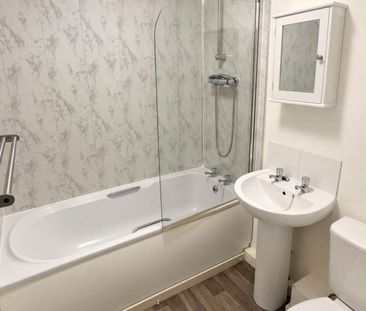 Finsbury Close, Warrington - Photo 3