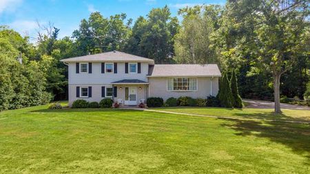 For Lease - 12184 8 Line, Halton Hills, Ontario - Photo 3