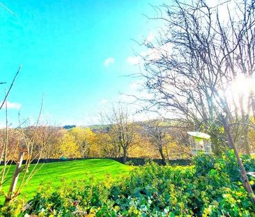 Blakestones, Slaithwaite, Huddersfield, HD7 - Photo 1