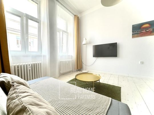 Pronájem bytu 1+kk 40 m2 - Photo 1