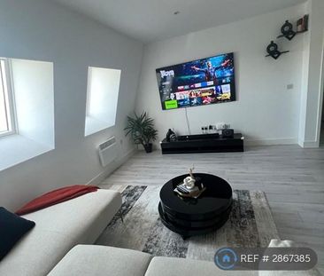 2 bedroom flat to rent - Photo 2