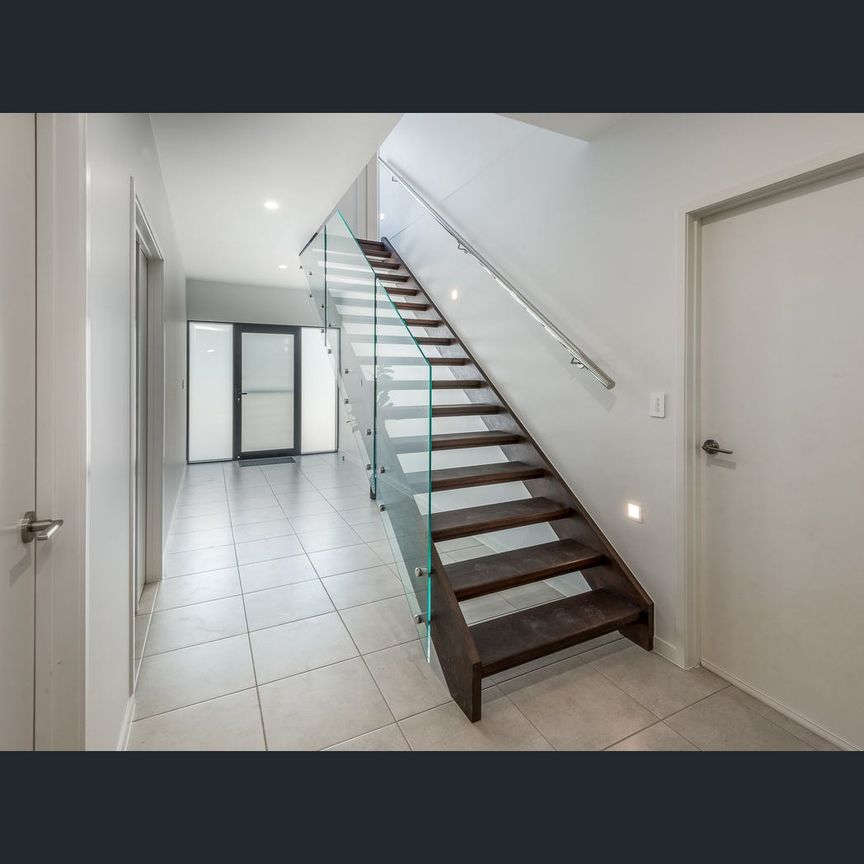 3/5-13 Yule Ave, Clifton Beach, Qld 4879 - Photo 1