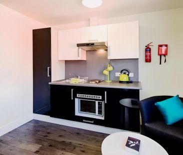 Bronze Studio - Photo 4