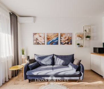 Warszawa, Wilanów, Wilanów Błonia Wilanowskie, Prymasa Augusta Hlonda – zdjęcie 5