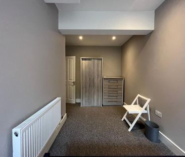 2 bedroom ground floor flat to rent - Photo 6
