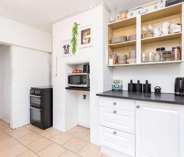 Crawley Road, Horsham, RH12 - Photo 6