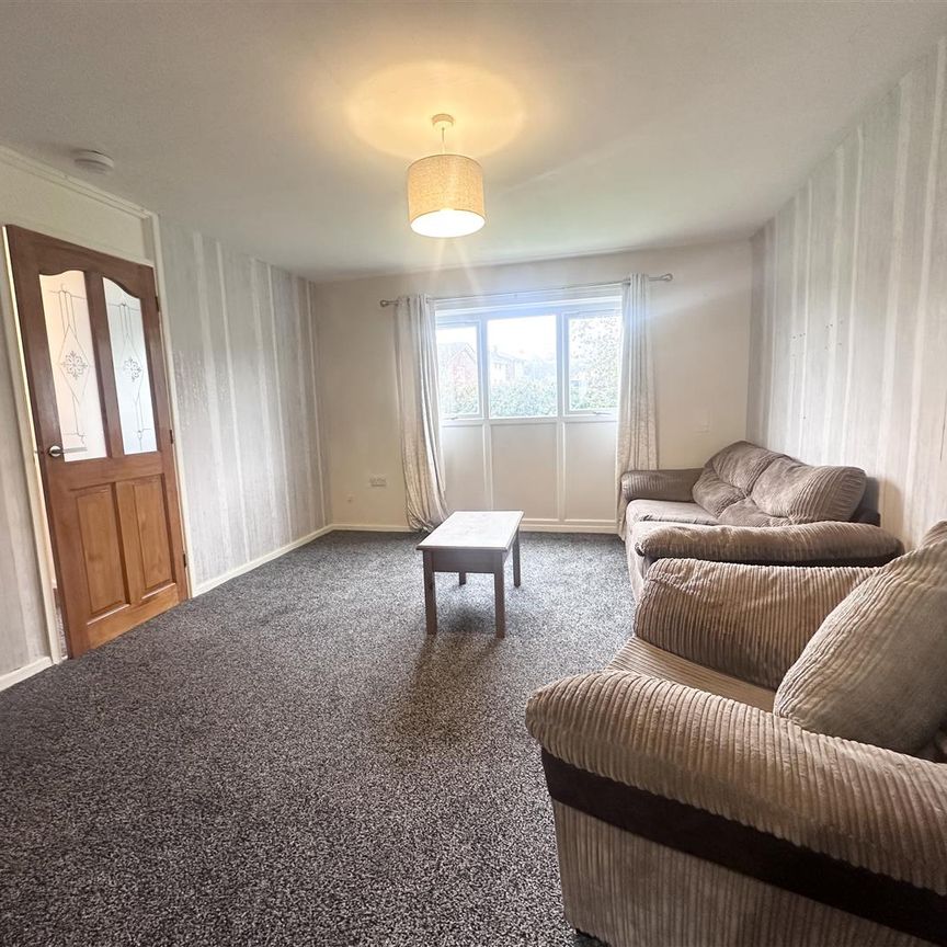 1 bed flat to rent in Forfar Street, Burnley, BB11 - Photo 1