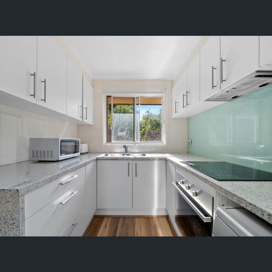 5/465 Pascoe Vale Road, Strathmore, Vic 3041 - Photo 1