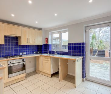 Canford Heath, Poole - Photo 6