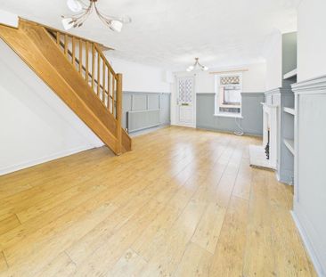 2 bedroom terraced house to rent - Photo 2