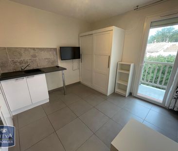 Location Appartement 1 pièce 15m² SAUSSET LES PINS 13960 - Photo 1