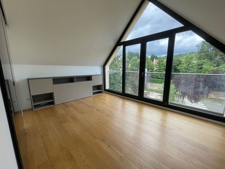 Location appartement 3 pièces, 81.00m², Gif-sur-Yvette - Photo 2