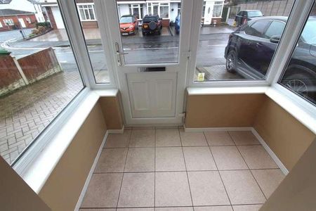 Bramerton Close, Wolverhampton, WV11 - Photo 3