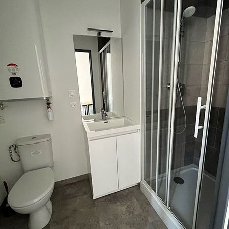 Location Appartement 1 pièce 25m² - Photo 4