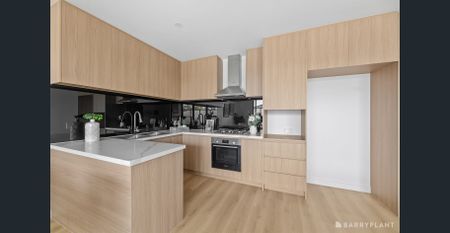 Brand New, High-end Lifestyle. - Photo 2