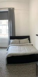 25 bedroom house of multiple occupation to rent - Photo 3