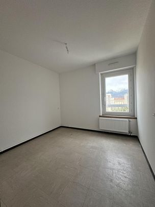 T3 – GRENOBLE – Rue André Rivoire - Photo 1