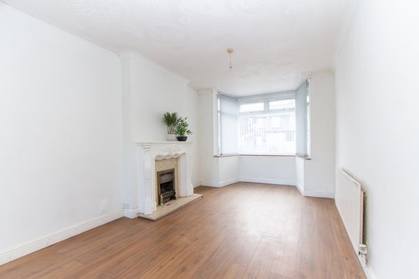 3 Bed Terraced House, Burnaby Road, CV6 - Photo 1