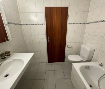 4.5 Zimmer, 100 m², 2. Stock - Photo 5