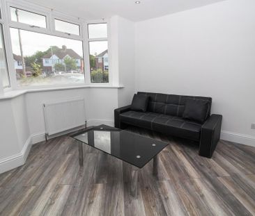 4 bedroom terraced house to rent - Photo 1