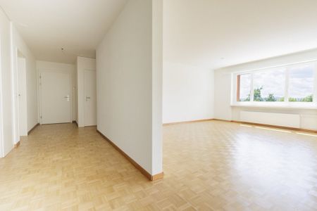 MIETEN OHNE MIETKAUTION - Terrassenwohnung mit Aussicht ins Grüne - Photo 3