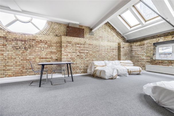 Pump House Close, London, SE16 7HS - Photo 1