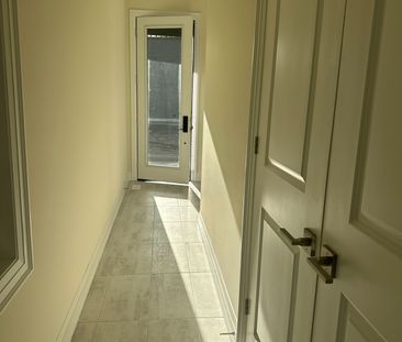 For Lease - 410 York Downs Boulevard, Markham, Ontario - Photo 5