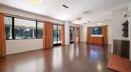 Peaceful Rural Living – 4 Bedrooms Plus Study - Photo 2