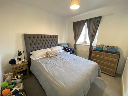 3 bedroom terraced house to rent - Photo 2