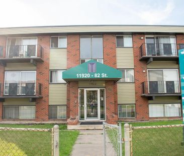 Eastwood Manor Apartments — Bachelor - Photo 1