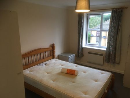 2 Bed Flat, Southampton, SO16 - Photo 3