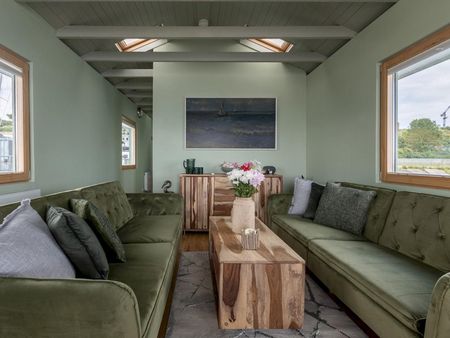 High Street - Photo 4