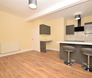 Town Street, Armley, Leeds, West Yorkshire, LS12 3HN - Photo 2