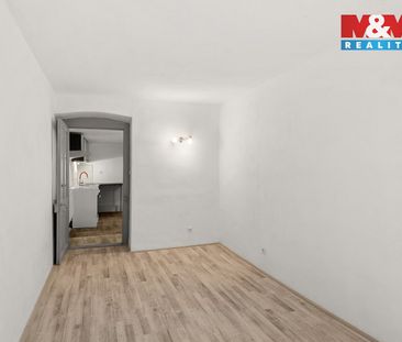 Pronájem bytu 1+1 35 m² - Photo 1