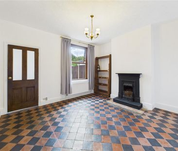 2 bedroom Terraced House to rent - Photo 1